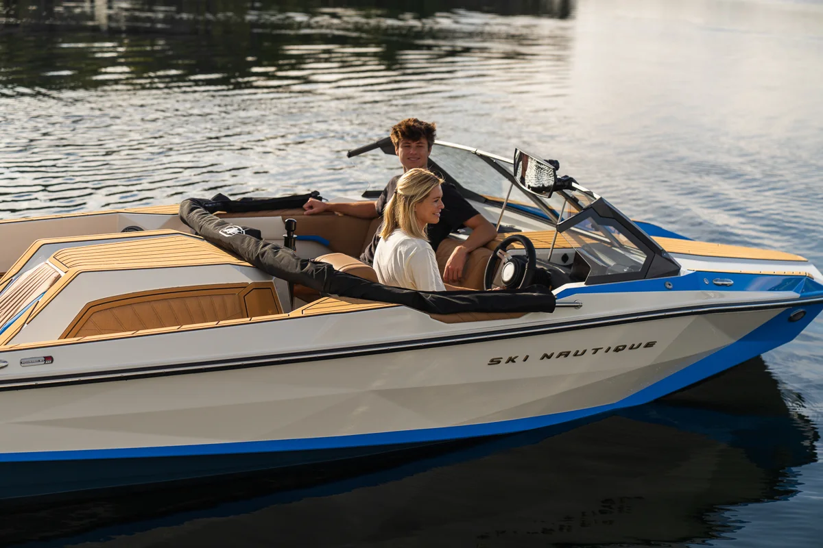 Comment choisir un bateau pour le ski nautique ?