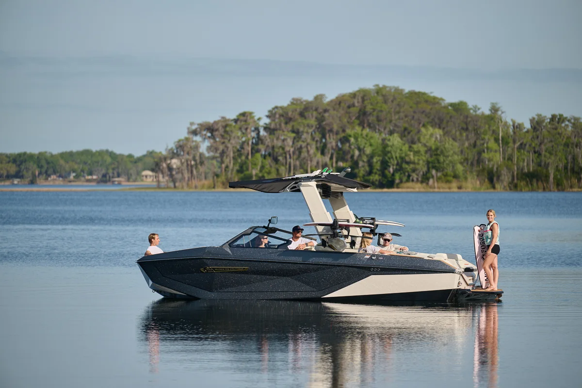 Bateau Super Air Nautique G23 vendu chez Motor Boat 74
