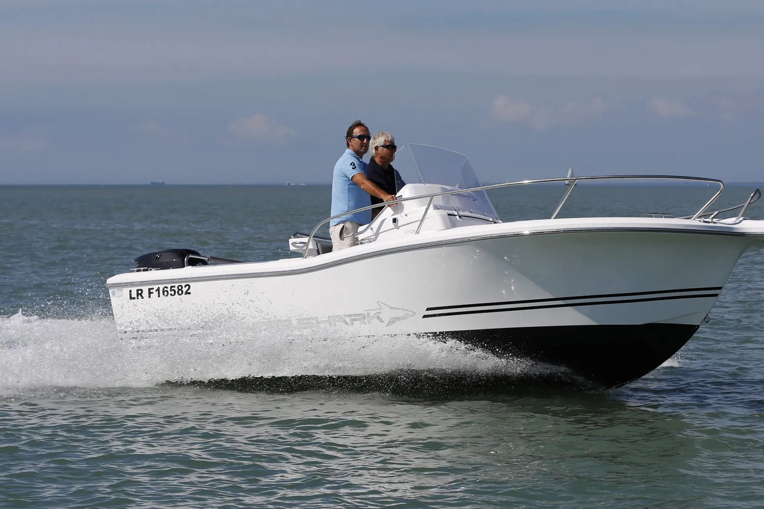 White Shark 210 CC Origin 2026, vue 2