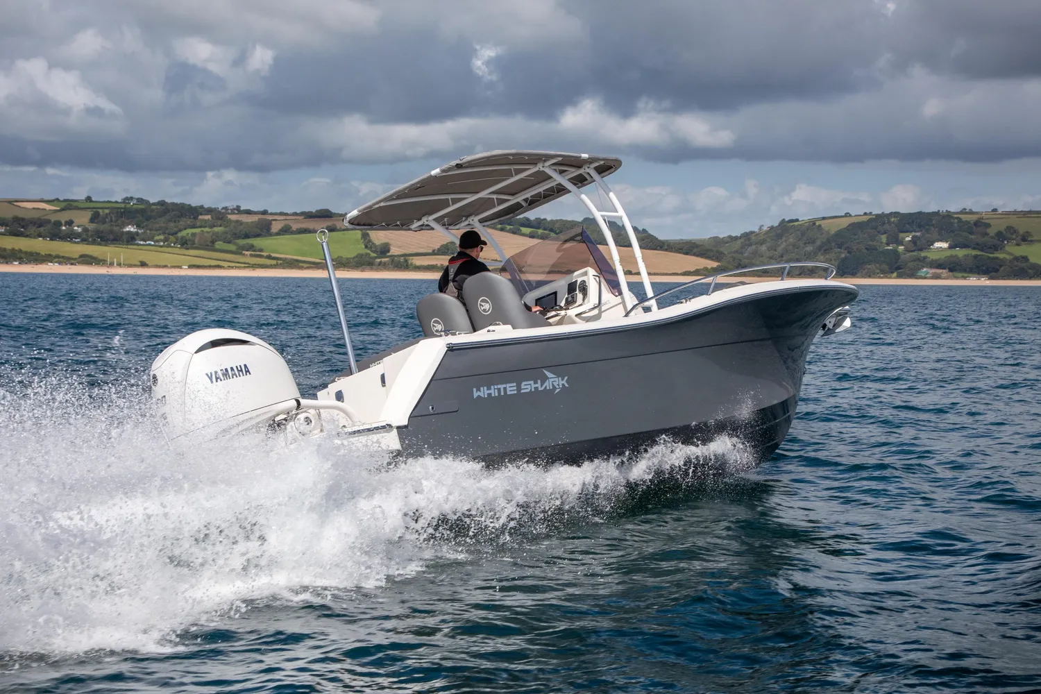 White Shark 240 CC Evo 2026, vue 4