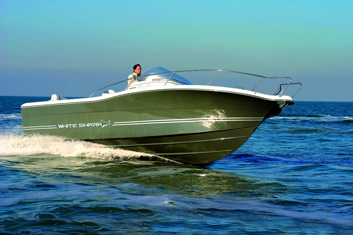 White Shark 270 SC Origin 2026, vue 2