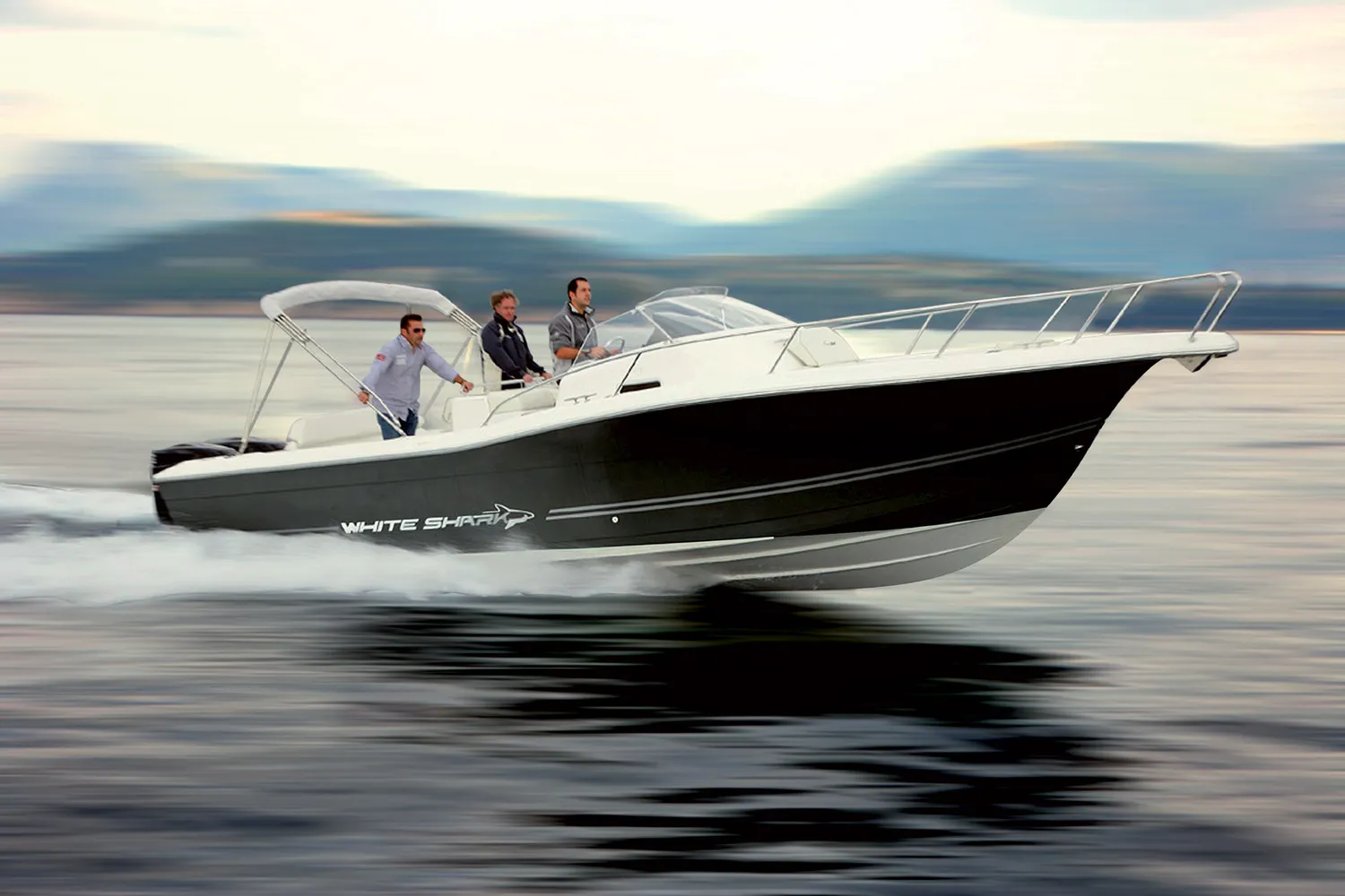 White Shark 300 SC Origin 2026, vue 2